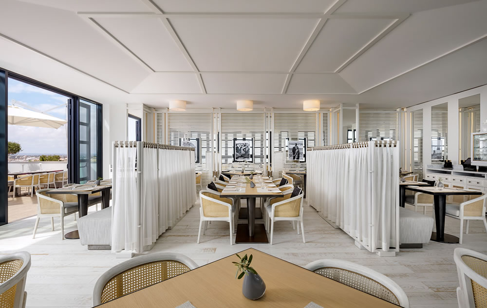 Hotel Outdoor Furniture