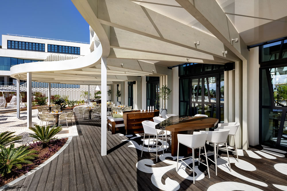 Hotel Outdoor Furniture